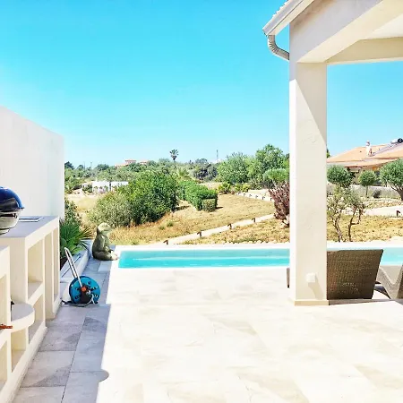 Casa Tuia Acampamento