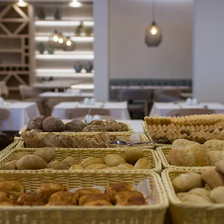 Mirachoro Hotel 4*