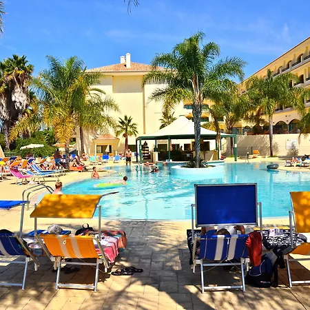 Mirachoro Hotel