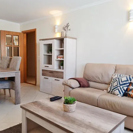 Sitio Do Raposo - - Wifi, Ac, & Center 200m Apartment *