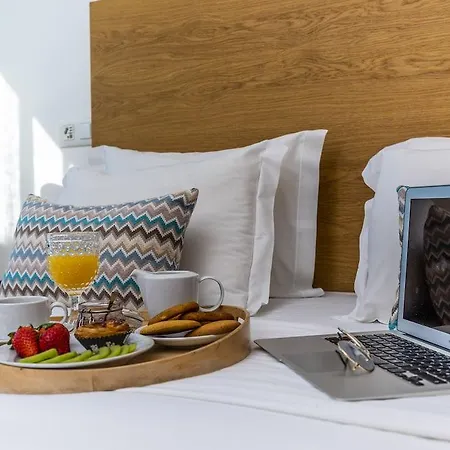 Aparthotel Hello Villas