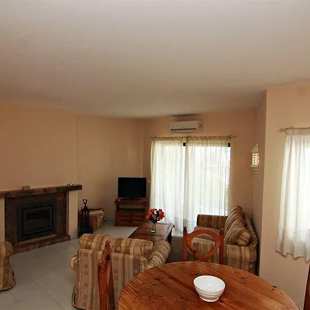 Apartamento Monte Dourado