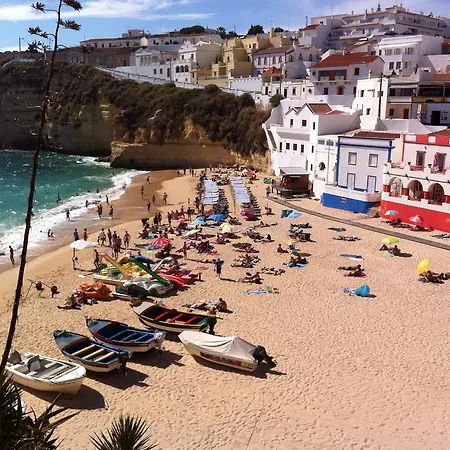 Vila Nova- By Portugalferias Campo de férias Carvoeiro (Lagoa)