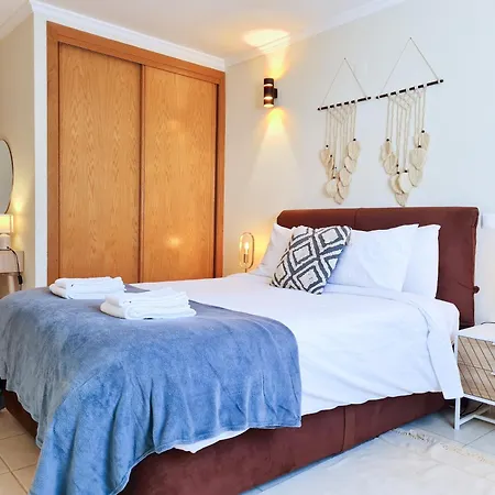 Apartment Sitio Do Raposo - - Wifi, Ac, & Center 200m *
