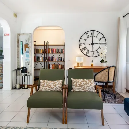 Apartamento Monte Dourado