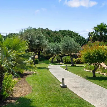 Resort Vale De Milho Village 5*