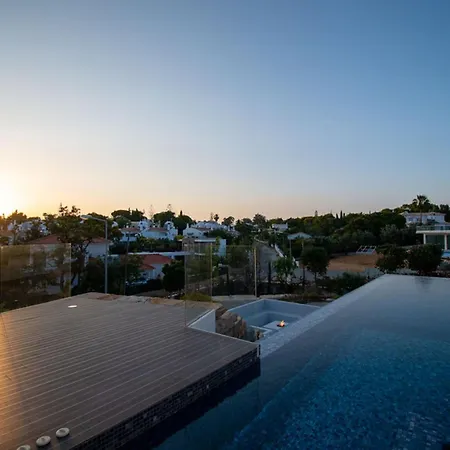 Casa Da Lua - Luxury 4-bedroom With Pool Villa