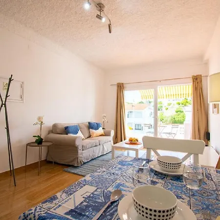 Ruca - Centrally & Modernized Apartment