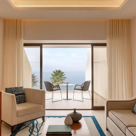 Tivoli Hotel 5*