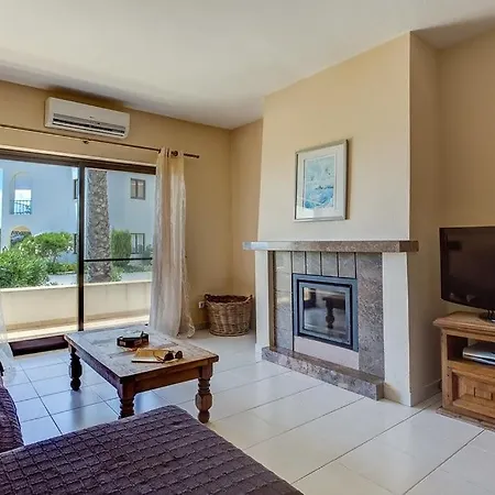 Apartamento Monte Dourado