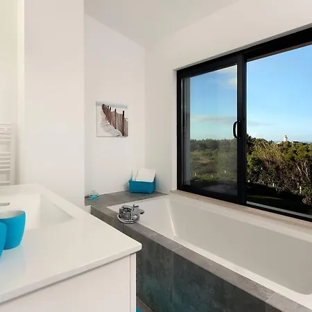 Luxurious Algarve Lux 5 Bedrooms Private Heatable Pool 300m From The Villa Carvoeiro (Lagoa)