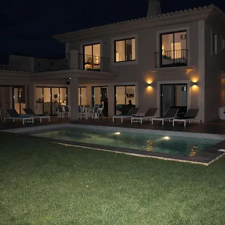 Villa Luxurious Algarve Lux 5 Bedrooms Private Heatable Pool 300m From The Carvoeiro (Lagoa)