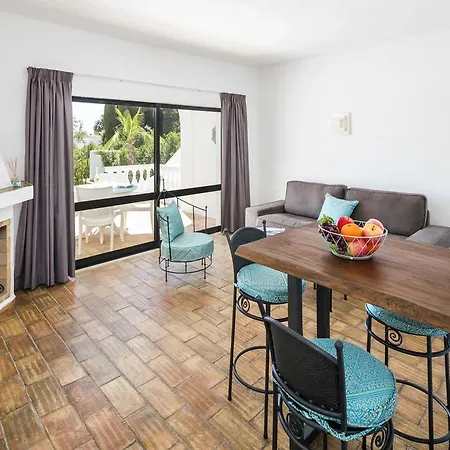 Vale A Pena Apartment *