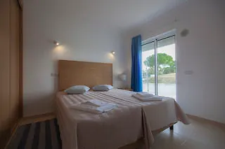 Aparthotel Hello Villas 4*