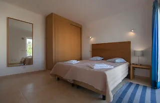 Aparthotel Hello Villas 4*