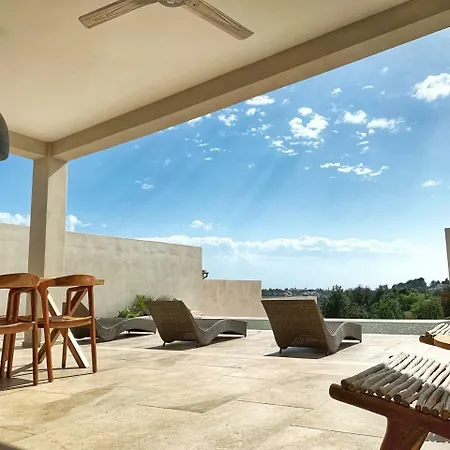 Acampamento Casa Tuia