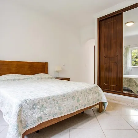Casa Romanzeiras * Carvoeiro (Lagoa)