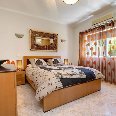 Domipajo Villa Carvoeiro (Lagoa)