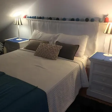 Algarve, Carvoeiro Centre-ville, Recent En Duplex Pour 5 Personnes Apartment *