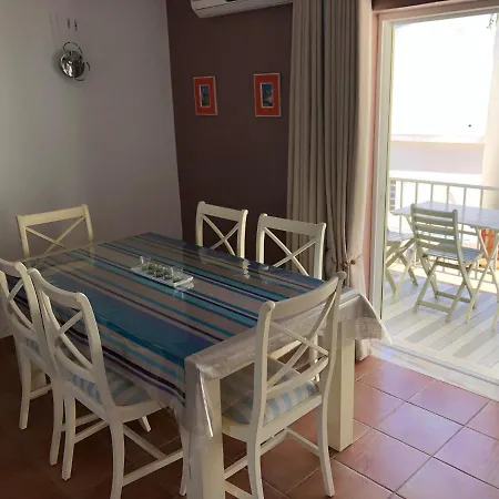 Algarve, Carvoeiro Centre-ville, Recent En Duplex Pour 5 Personnes Apartment