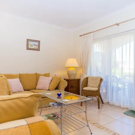159D, 2 Bedroom Apartment On Gramacho Golf Course