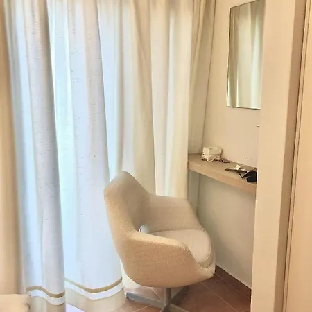Art 13 - Com Piscina Apartment *
