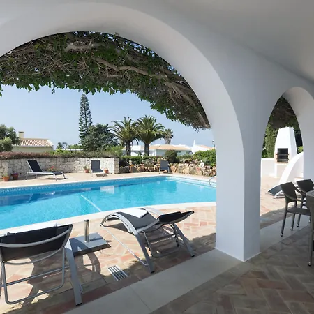 Resort Rocha Brava Village
