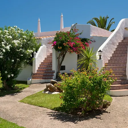 Rocha Brava Village