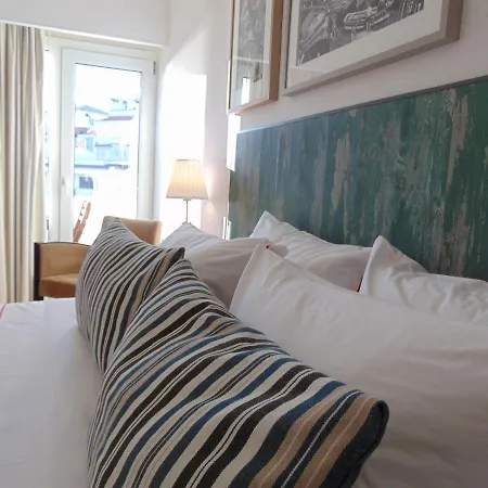 Hotel Carvoeiro Plaza 3*