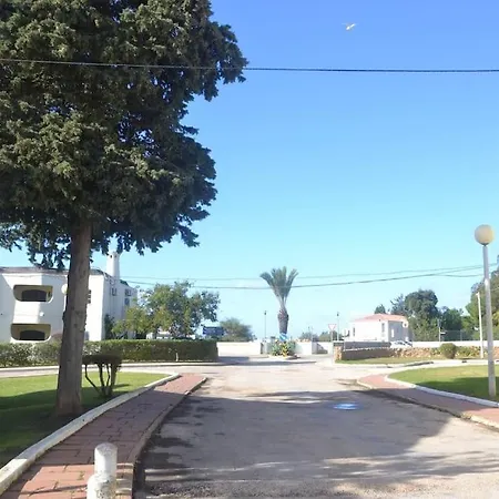 Carvoeiro - Walk To Apartment
