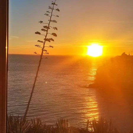 Castellohouse, The Sea View, In Front Of * Carvoeiro (Lagoa)