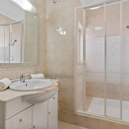 Casa Jackson - Private 15 Mins Walk To The Beach, Restaurants And Bars