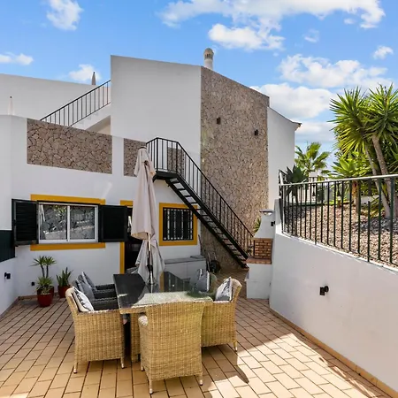 Villa Casa Jackson - Private 15 Mins Walk To The Beach, Restaurants And Bars *