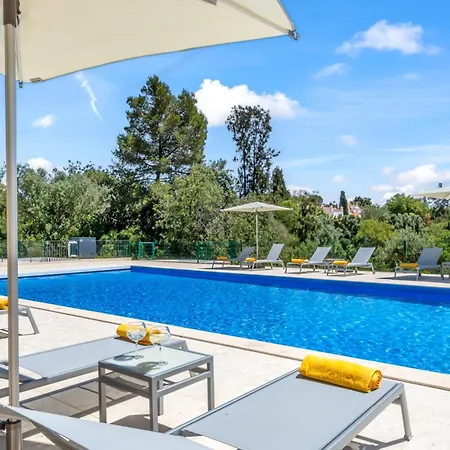 Gardens Holiday park 4*