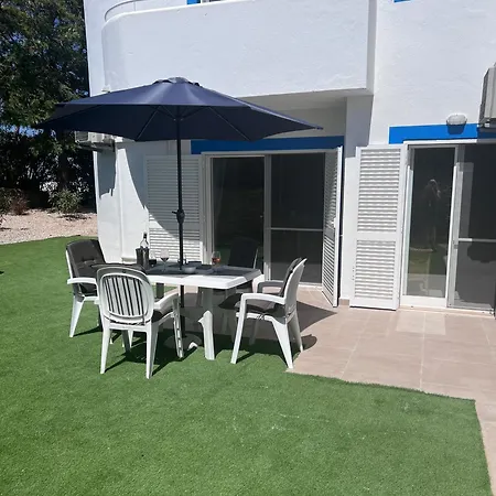 Spacious From Apartment *