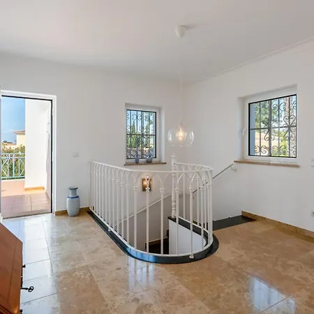 Bright 3 Bdr Duplex House With Pool By Lovelystay Carvoeiro (Lagoa)