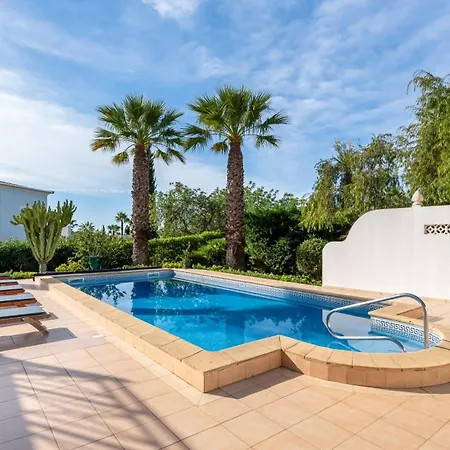 Villa Bright 3 Bdr Duplex House With Pool By Lovelystay Carvoeiro (Lagoa)