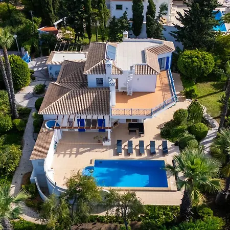 Bright 3 Bdr Duplex House With Pool By Lovelystay Villa