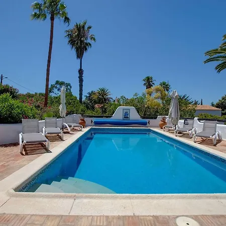 Casa Ninho - Spacious 5 Bedroom Villa