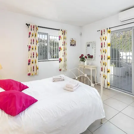 Comfortable In Carvoeiro, Algarve * Carvoeiro (Lagoa)