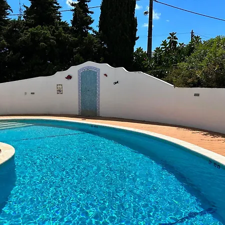 Tara Christina Villa Carvoeiro (Lagoa)