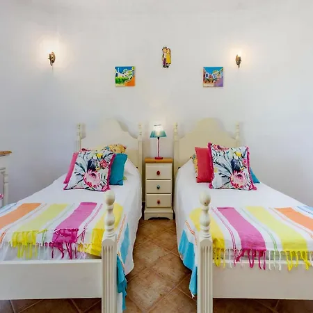 Villa Moorish Style 3 Bedrooms Azure Vista Private Swimming Pool Close To Amenities Algarve *