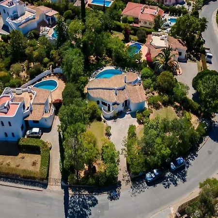 Moorish Style 3 Bedrooms Azure Vista Private Swimming Pool Close To Amenities Algarve Villa Carvoeiro (Lagoa)