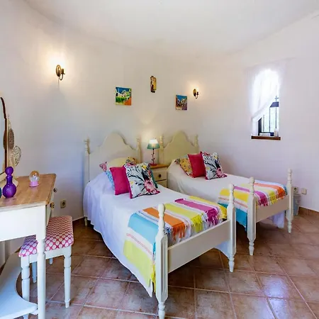 Moorish Style 3 Bedrooms Azure Vista Private Swimming Pool Close To Amenities Algarve
