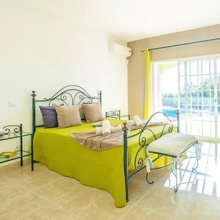 Spacious Fenced Villa