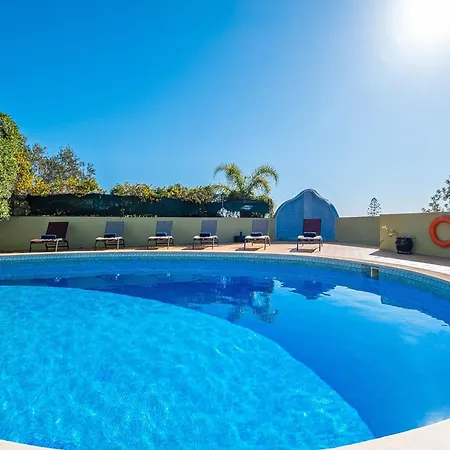 Villa Spacious Fenced *
