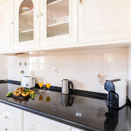 Villa Spacious Fenced Carvoeiro (Lagoa)