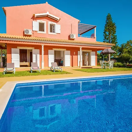 Villa Spacious Fenced Carvoeiro (Lagoa)