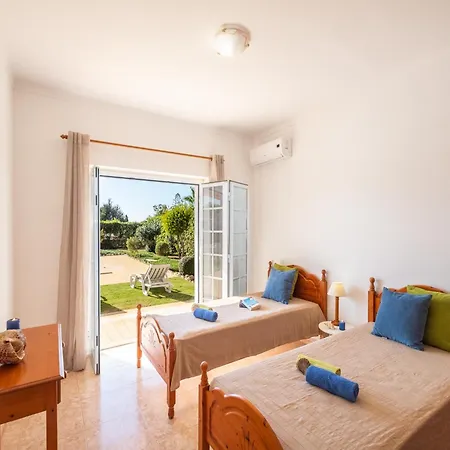 Spacious Fenced Villa
