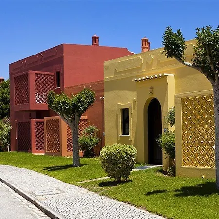 Colina Village Resort